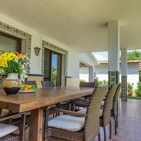 Private With Swimming Pool And Tennis Courts Casa de Férias *